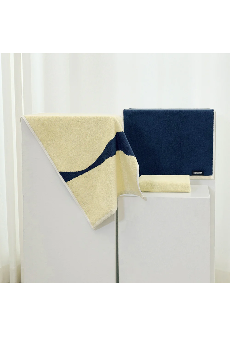 Serviette Keengenera Dawn, Ouverture