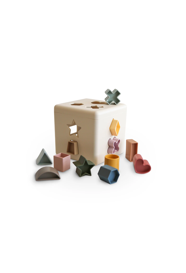 Jouet boîte de tri de formes Mushie