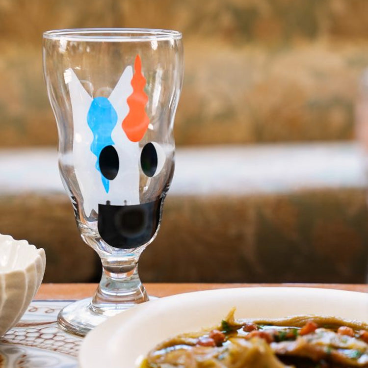 Verre Yiayia et ses amis, Licorne